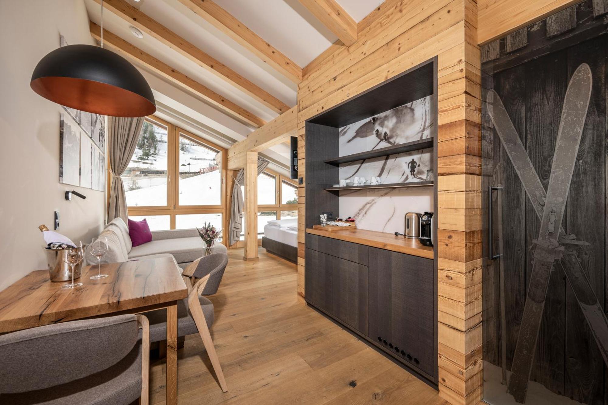 Austria Alpinhotel Ski In Ski Out An Der Edelweissbahn Obertauern Esterno foto